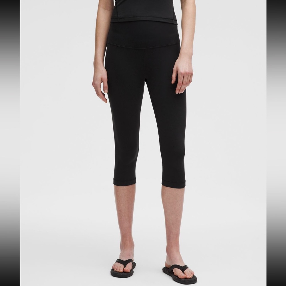 lululemon Align™ High-Rise Crop 17" Size 8 NWT